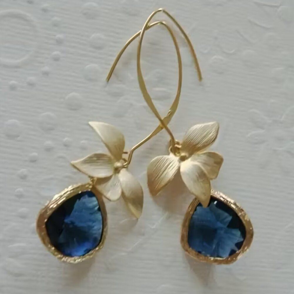 NWT 14k Gold Plate Orchid Sapphire Blue Dangle Earrings Flower Bridal Gift